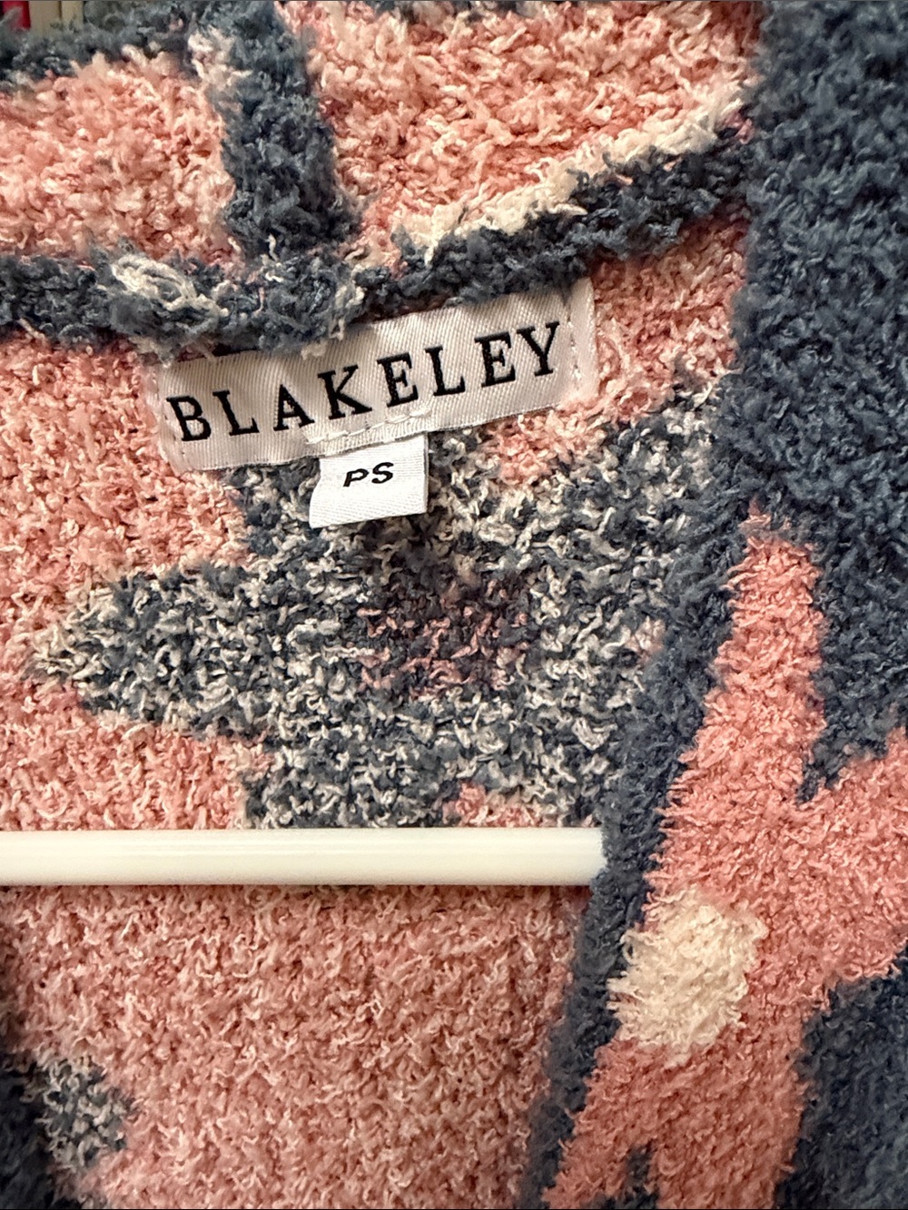 Blakeley Blue Floral Cozy Open-Front Cardigan - Picture 2 of 3